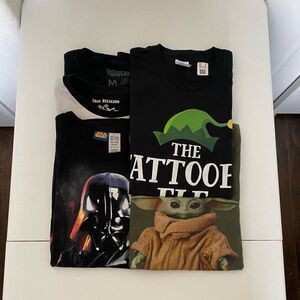 MEN’S FIVE (5) Printed Short Sleeves T Shirts Size M